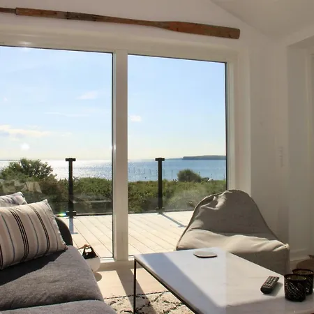 Valia - 20m From The Sea By Interhome *