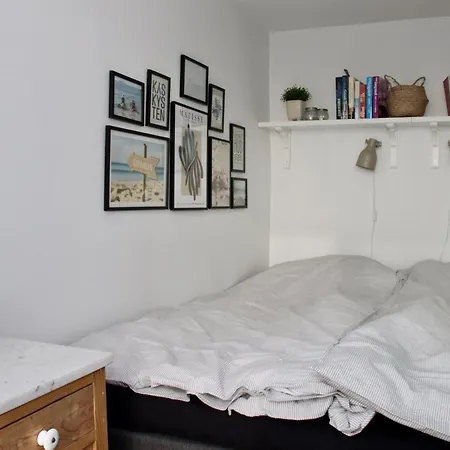 Valia - 20m From The Sea By Interhome *